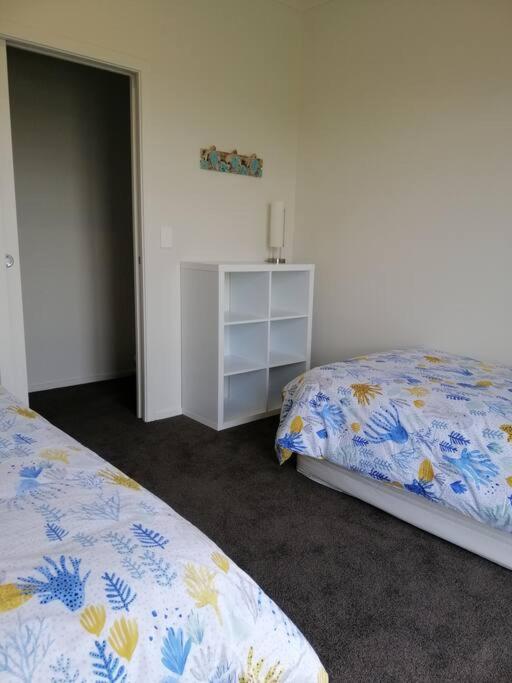Purangi Beachhouse - 2 Bedroom Cooks Beach 외부 사진