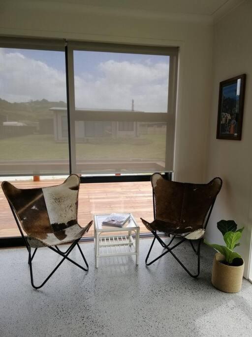 Purangi Beachhouse - 2 Bedroom Cooks Beach 외부 사진
