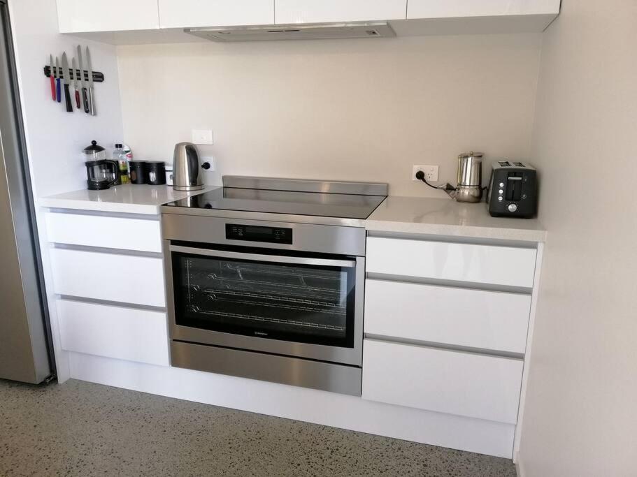 Purangi Beachhouse - 2 Bedroom Cooks Beach 외부 사진